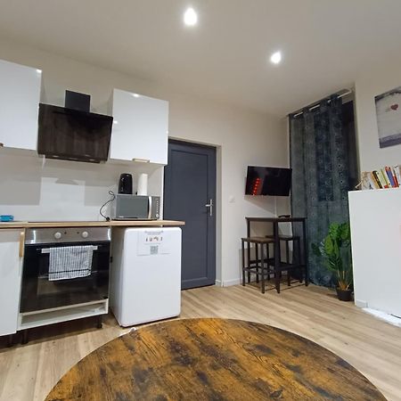 Ferienwohnung Le Puits Du Bourg Nevers Exterior foto