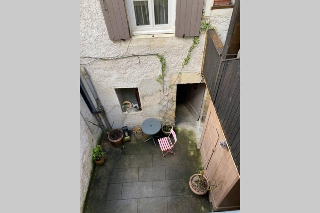 Ferienwohnung Le Puits Du Bourg Nevers Exterior foto