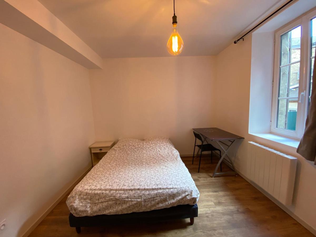 Ferienwohnung Le Puits Du Bourg Nevers Exterior foto
