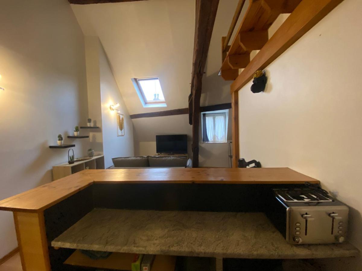 Ferienwohnung Le Puits Du Bourg Nevers Exterior foto