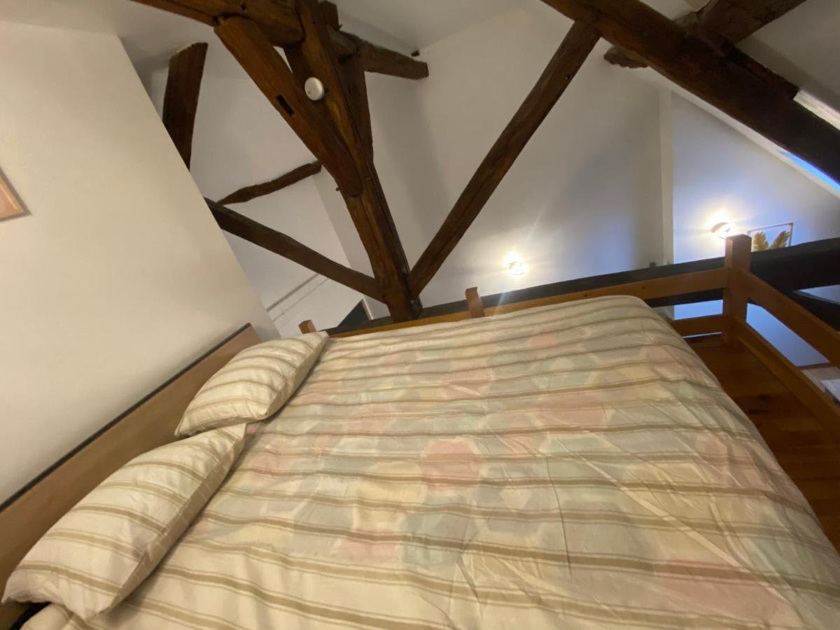 Ferienwohnung Le Puits Du Bourg Nevers Exterior foto